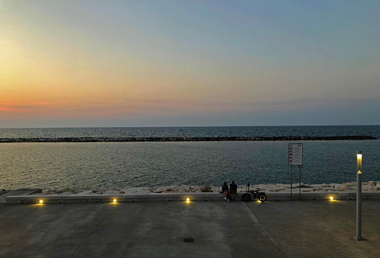 Sunny Beach Bari Exterior foto